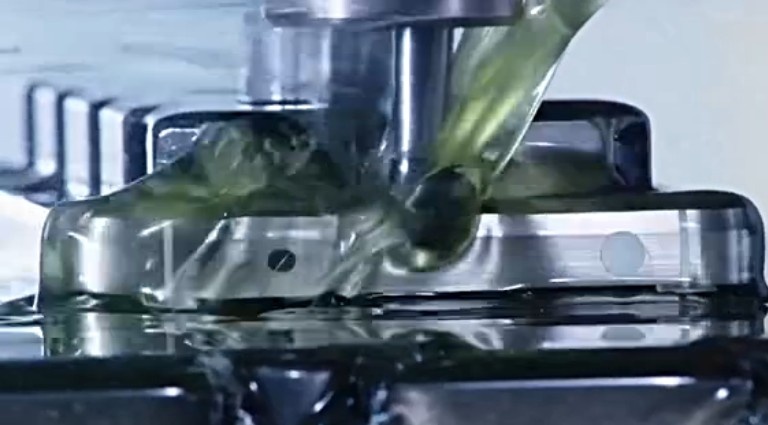 小米4、魅族MX4手機外殼加工用的是什么切削液？